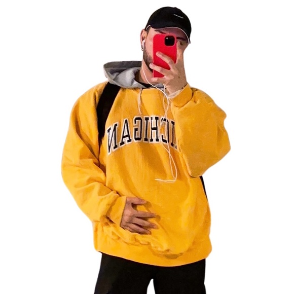 Steve & Barry's Michigan Yellow Crewneck Sweater - Picture 5 of 5